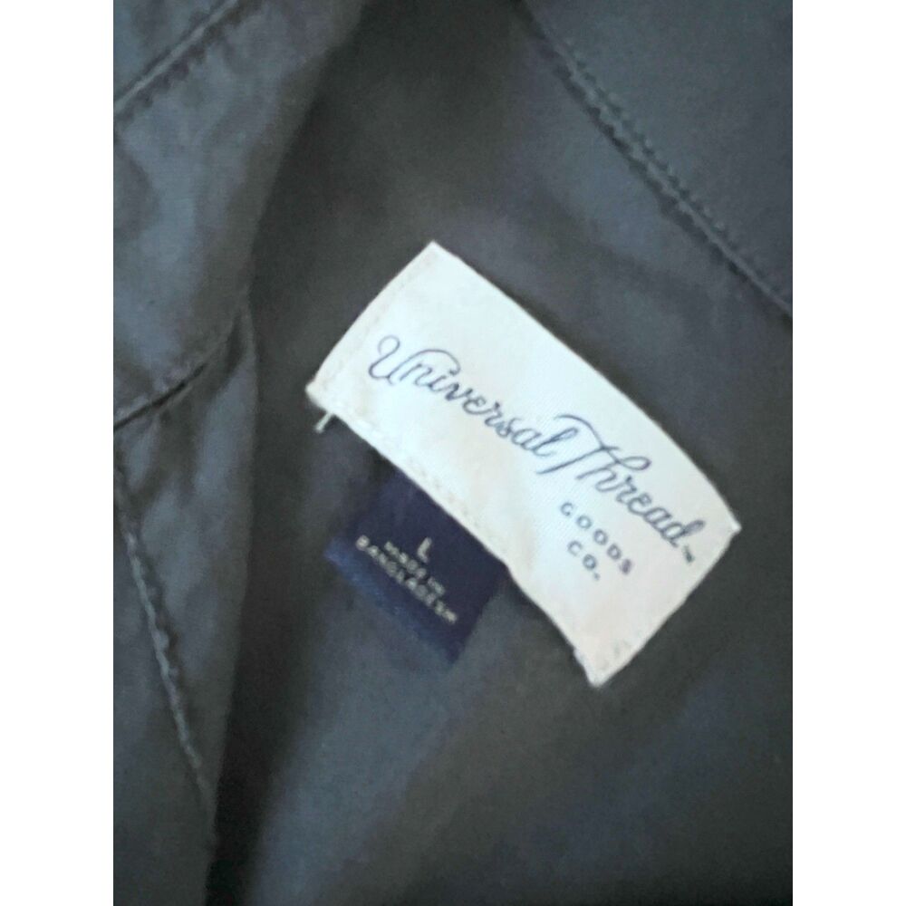 Universal Thread Utility Button Down Shirt. Size … - image 6